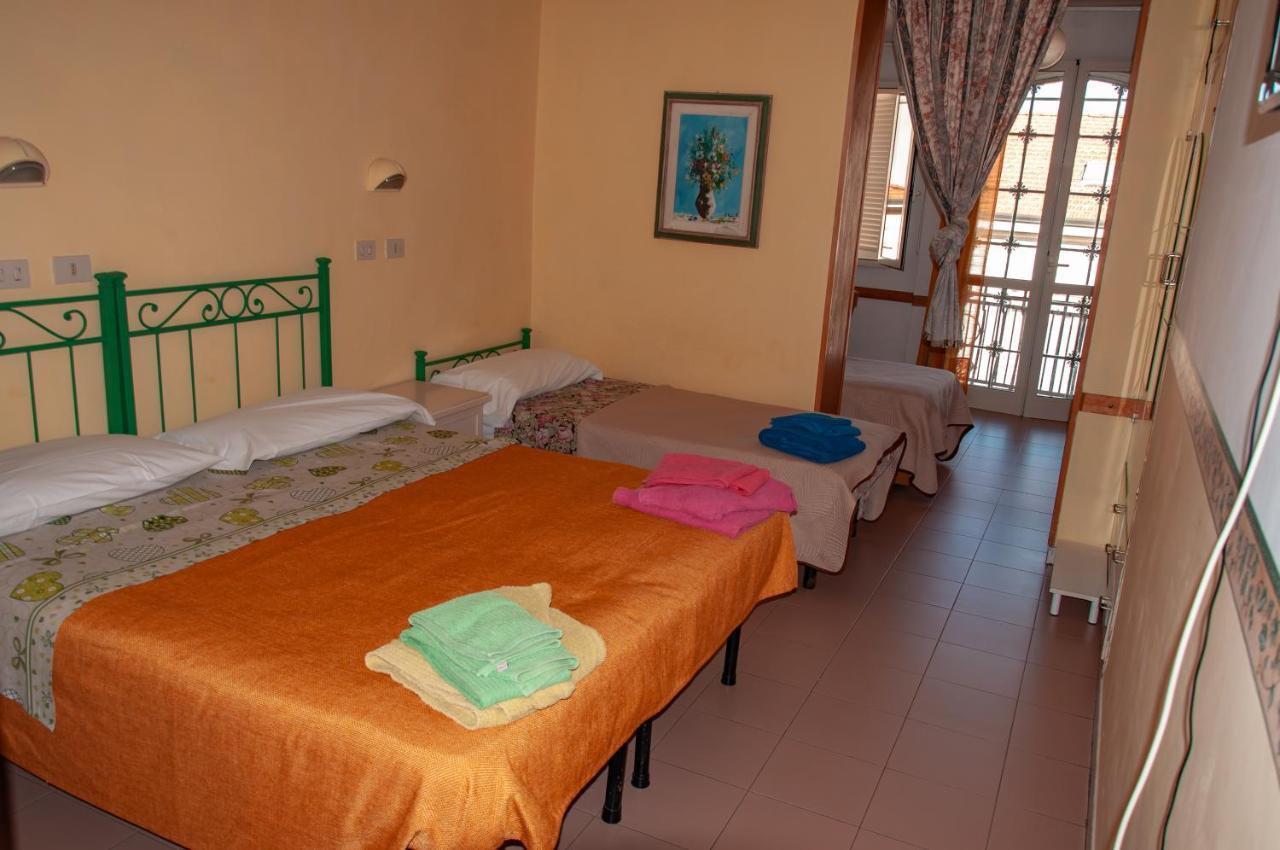 Hotel Villa Morgana Viareggio Ngoại thất bức ảnh